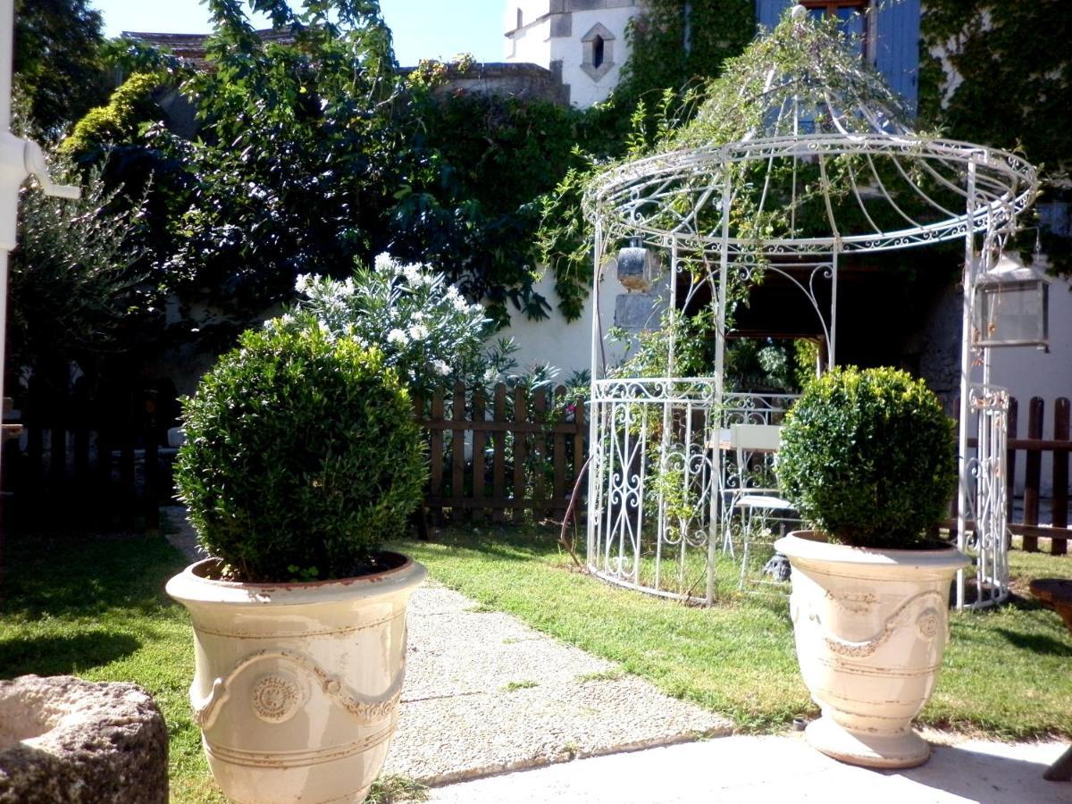 Les Deux Tours Bed & Breakfast Brignon Екстериор снимка