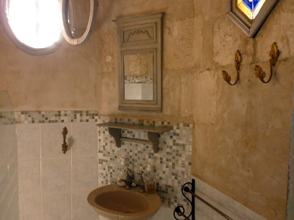 Les Deux Tours Bed & Breakfast Brignon Екстериор снимка