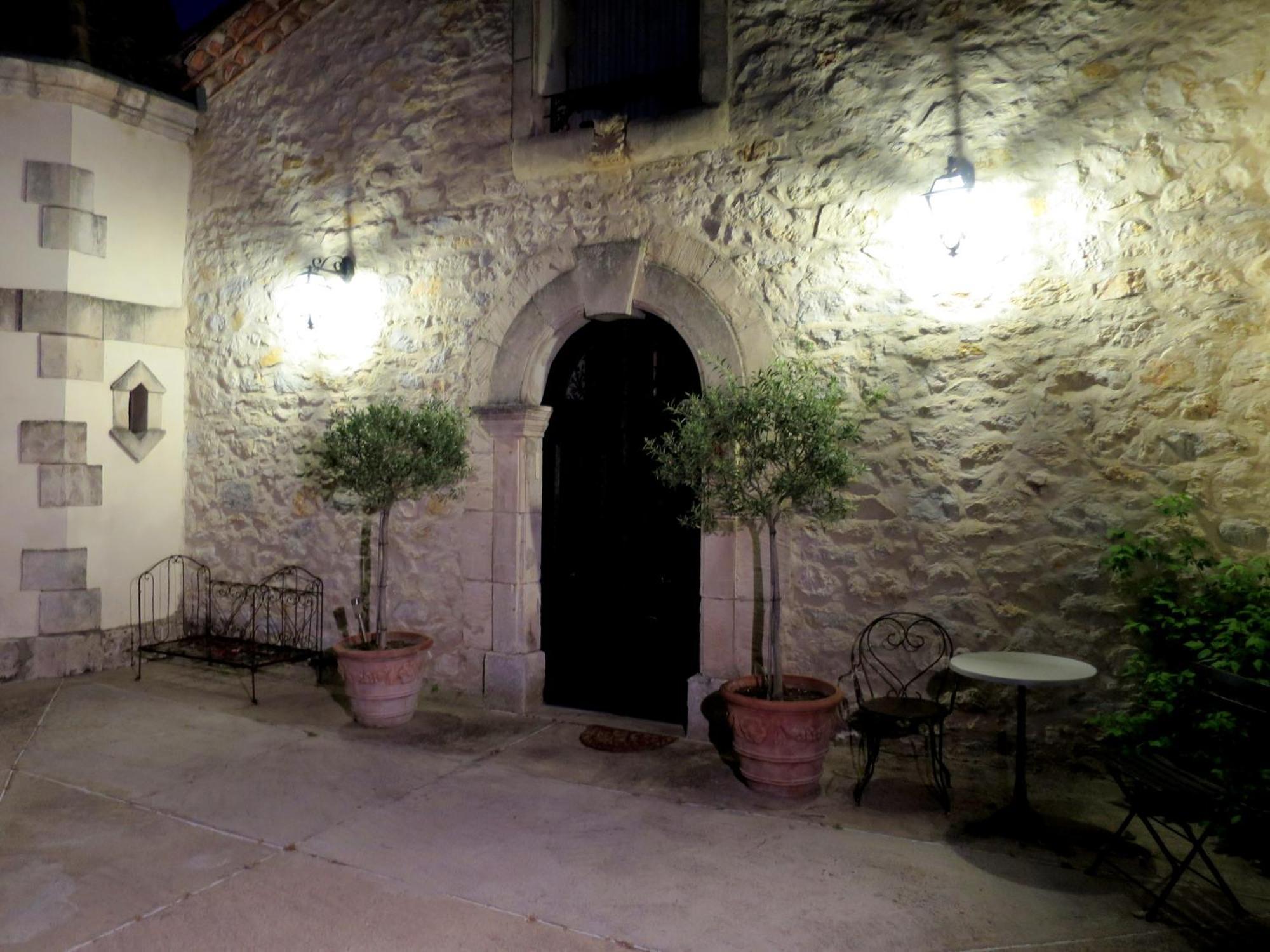 Les Deux Tours Bed & Breakfast Brignon Екстериор снимка