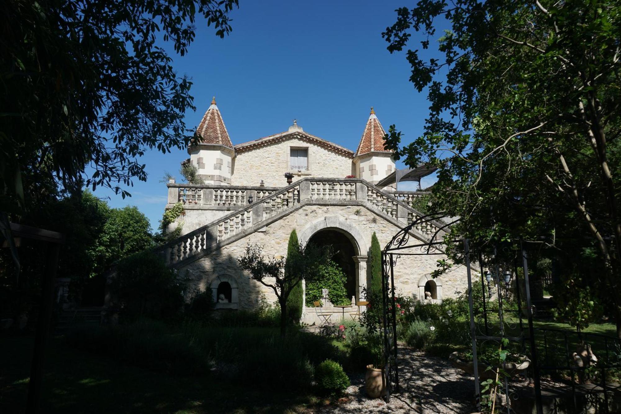 Les Deux Tours Bed & Breakfast Brignon Екстериор снимка
