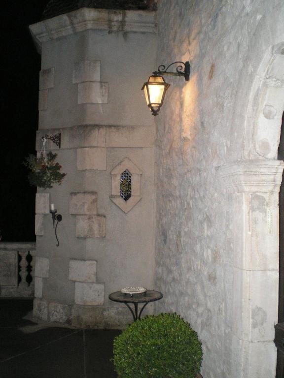 Les Deux Tours Bed & Breakfast Brignon Екстериор снимка